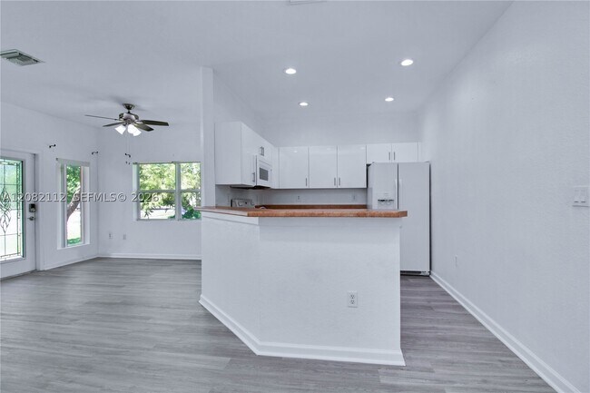 Photo - 5603 Polk St Unit A