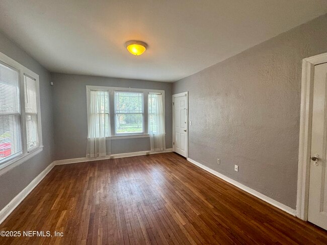 Photo - 2506 Park St Unidad 10