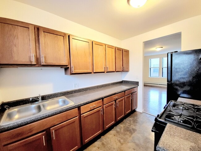 Photo - 3215 W Diversey Ave