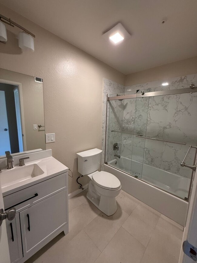 Photo - 300 Stony Point Rd Unit 300 Stony Point Rd #184