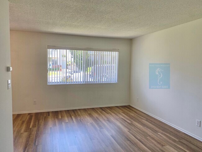 Photo - 25247 Bigelow Rd Unit 2