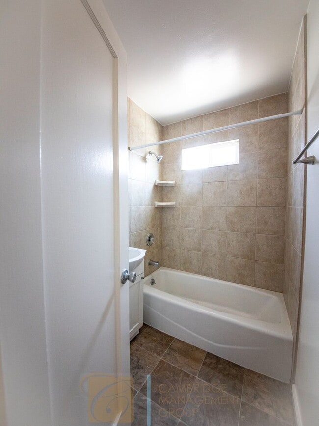 4455-59 1/2 Dawson Ave