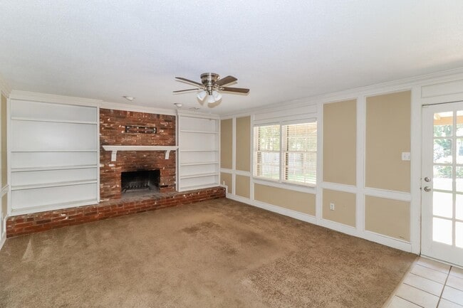 Photo - 7961 Elm Leaf Dr