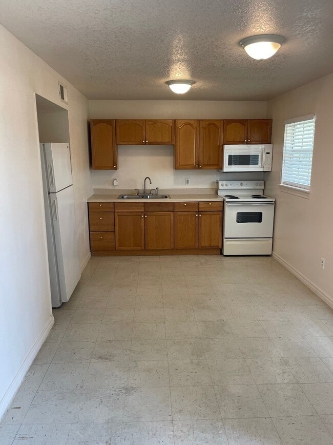 Photo - 411 Tennessee St Unit 6