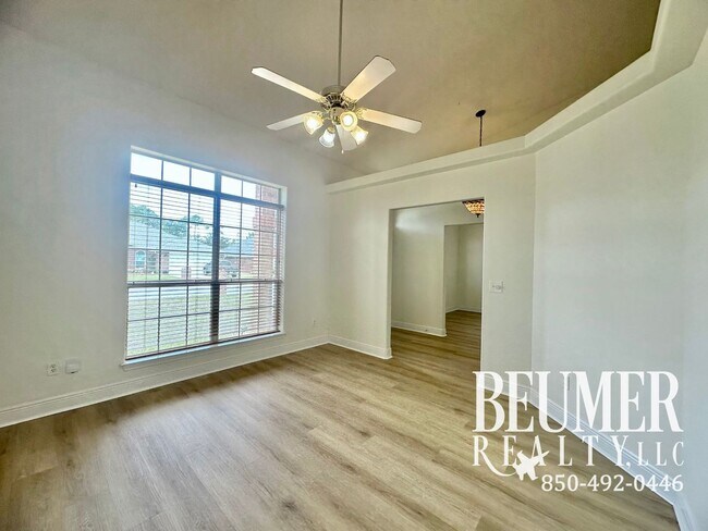 Photo - 4br/3ba Big, Bold, Beautiful Home for Rent