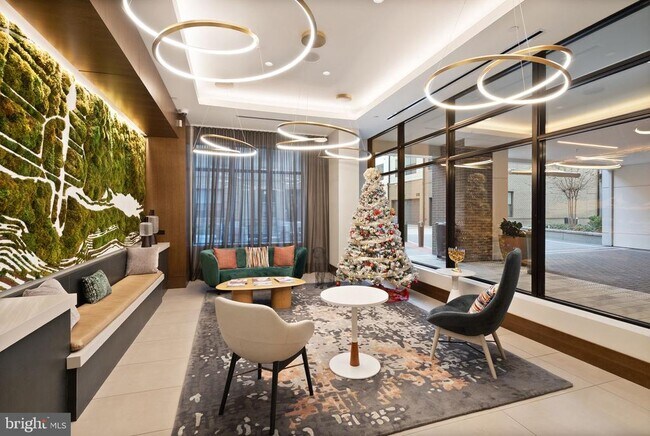 Photo - 925 N Fairfax St Unidad 207