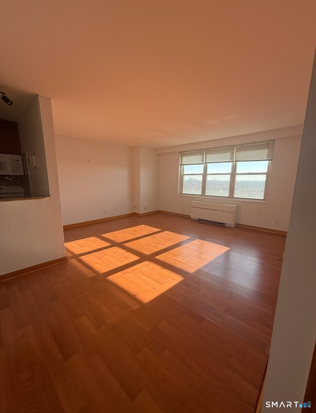 Photo - 2625 Park Ave Unit 9C