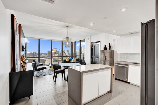 Building Photo - 1600 NE 1st Ave Unit 3420