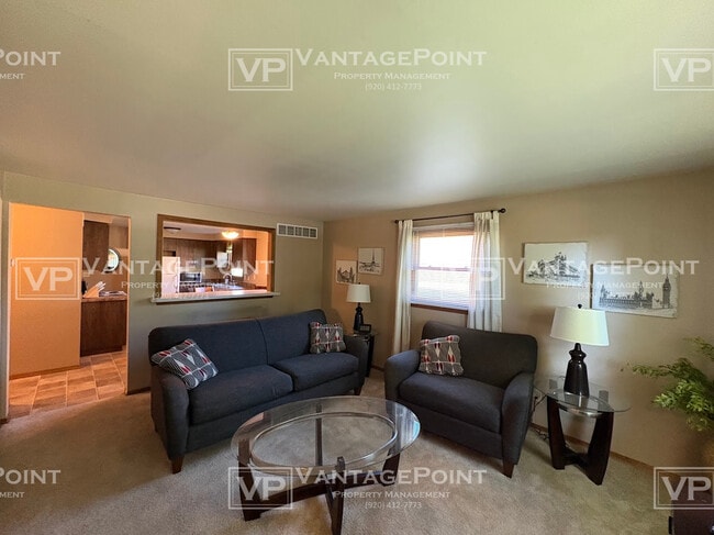 Photo - 132 E Beaupre St