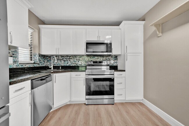 Photo - 3287 Cocoplum Cir Unit 3321