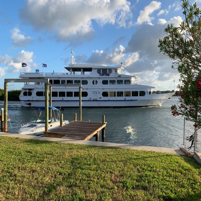 Photo - 730 182nd Ave E