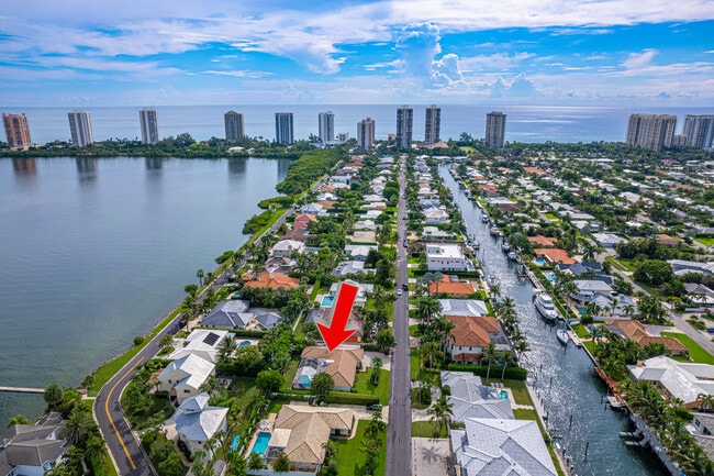 Building Photo - 1050 Gulfstream Way Rental