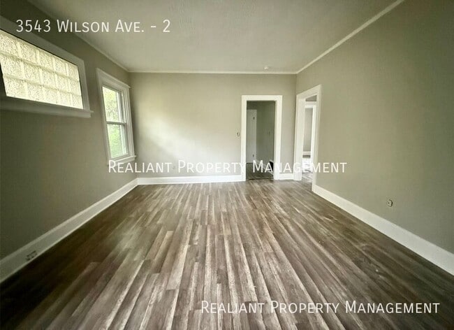 Photo - 3543 Wilson Ave Unidad 2