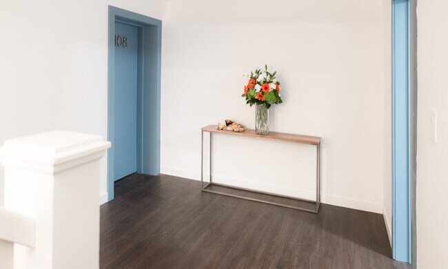 Photo - Hotel 2 Twenty One Unit 304