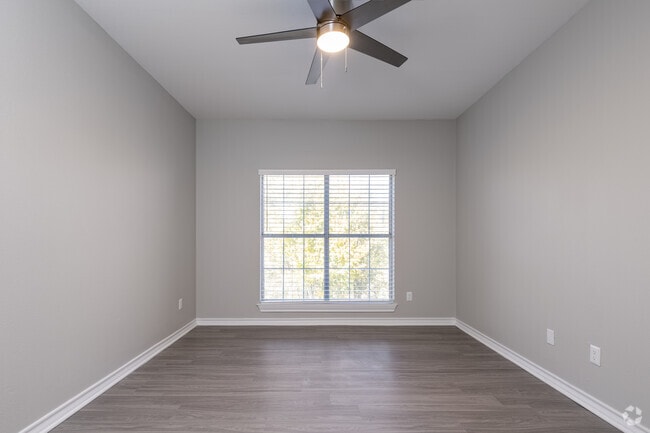 3BR, 2BA - 1188SF (Sunset) - 1st Bedroom