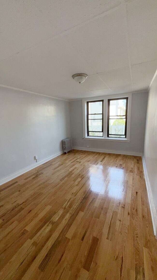 Photo - Palisades Apartments