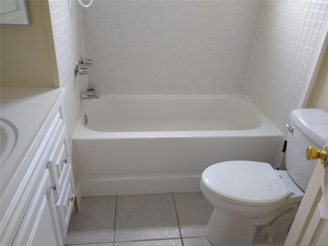 Photo - 205 52nd Ave Dr W
