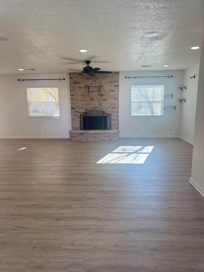 Photo - 12916 Bryce Ave NE