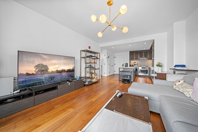 Photo - 2 Shore Ln Unit 708