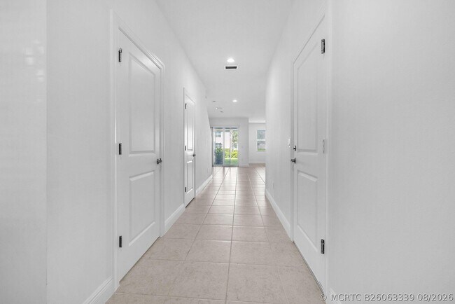 540 Sanderling Cir