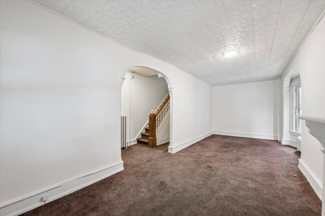 Photo - 1147 Potter St