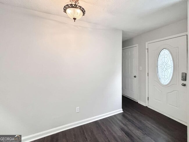 Photo - 1552 Blackwell Rd