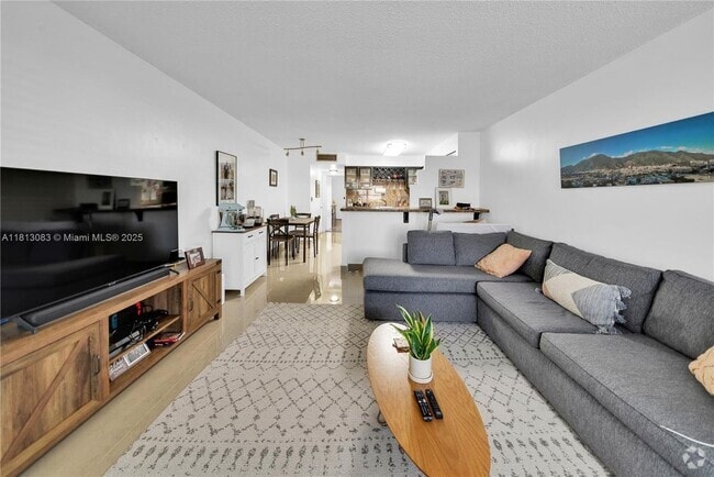 Building Photo - 4011 Meridian Ave Rental