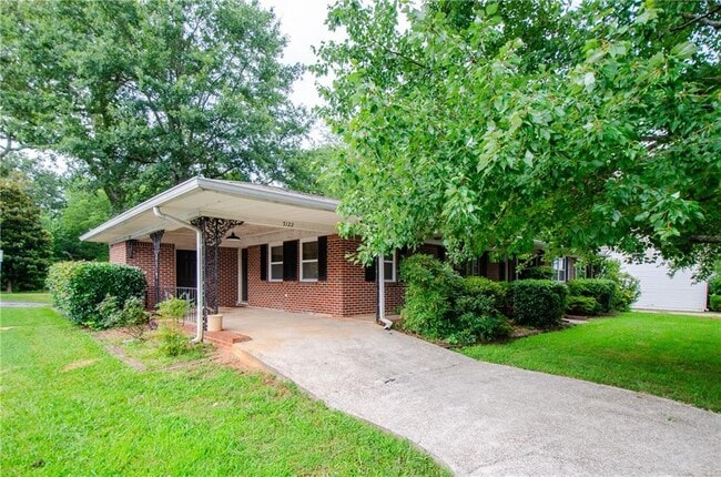 Photo - 5122 Lavista Rd