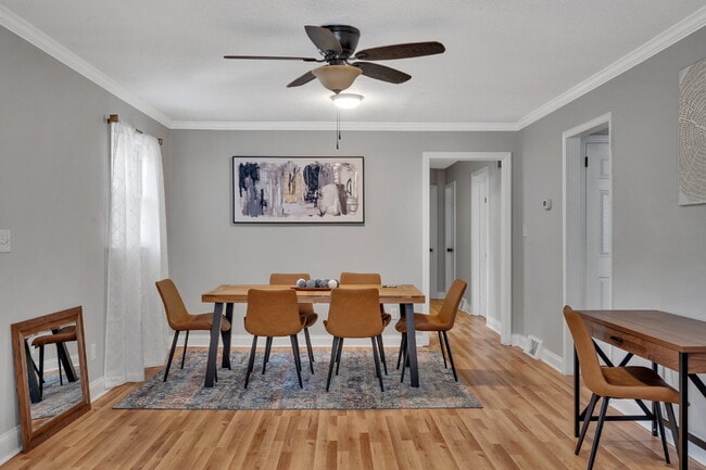 Photo - The Deese | $150/Week (First 4 Weeks Limited Promo!) Utilities Included + Private Room Unidad ROOM 3