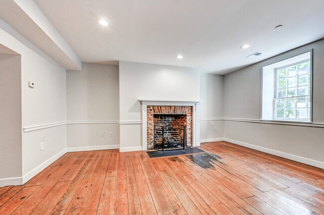 Photo - 802 Oella Ave