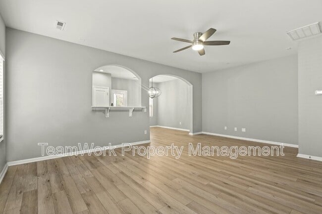 Photo - 1163 Euclid Dr