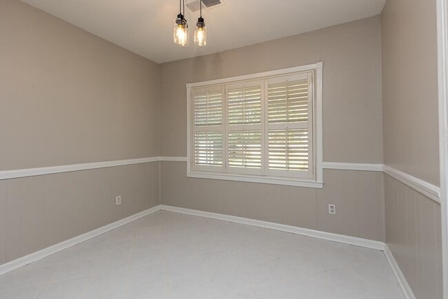 Photo - 1539 Brookside Dr