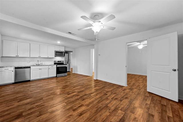 105 Short St