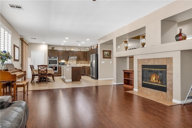 Photo - 3069 Regal Cove St