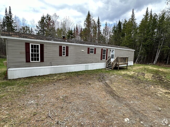 Building Photo - 125 Robichaud Rd Rental