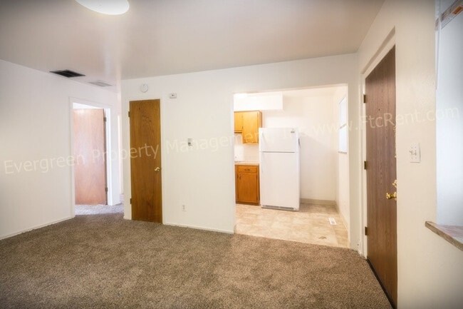 Photo - 1101 Emigh St Unit 2