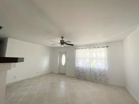 Photo - 2349 NE 9th St