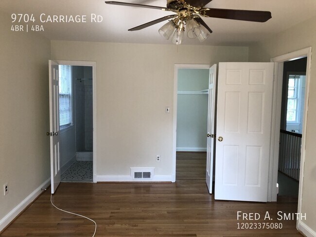Photo - 9704 Carriage Rd