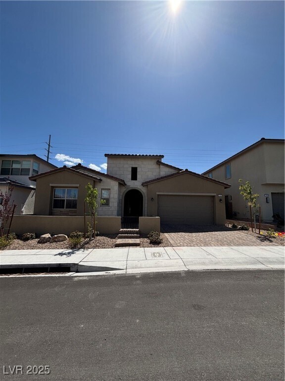 Building Photo - 11831 Giroma Ave Rental