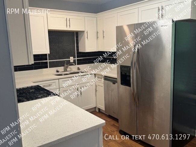 Photo - 2858 Marco Dr NW