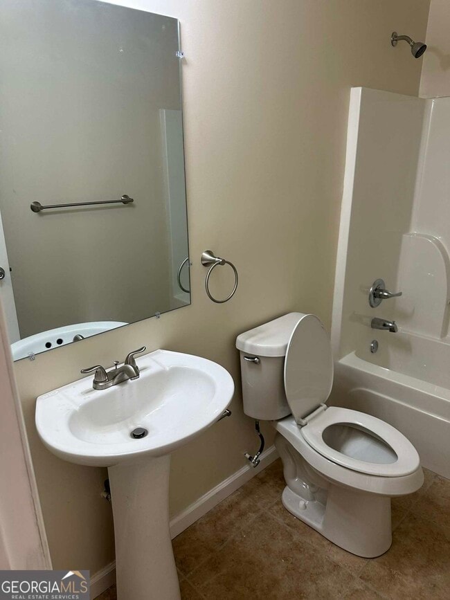 Photo - 1167 Turner Way Unit A