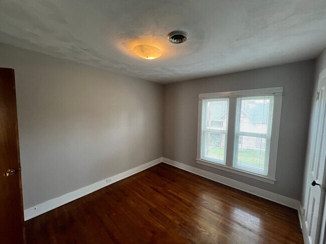 9 Burr Ave Unidad 2nd Floor
