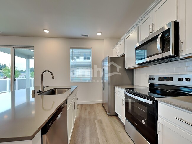 Photo - 8002 Katriel Ct SW