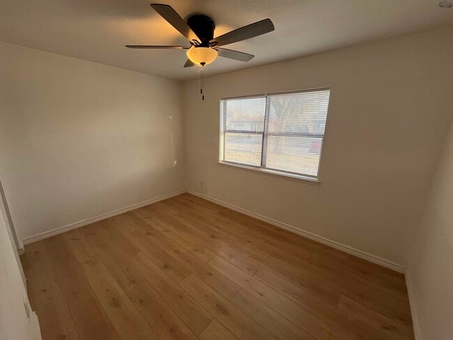 Photo - 2908 Cunningham Dr