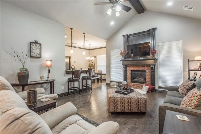 Photo - Stunning home in Deer Creek Schools!