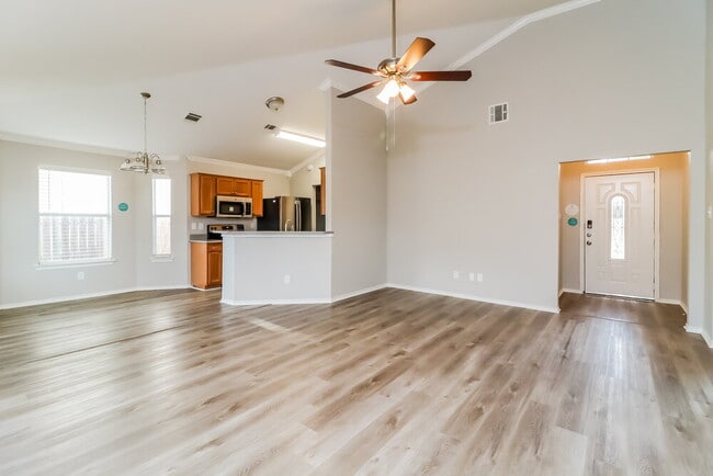 Photo - 2105 Pacino Dr