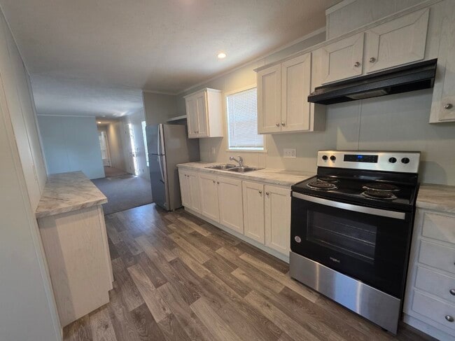 Building Photo - 10 Parakeet Hill Dr Rental