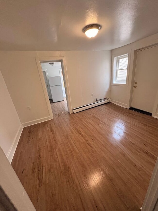 Photo - 2nd Floor 2 Bedroom Apartment in Downtown York City