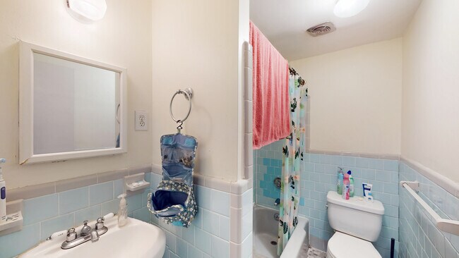 Photo - 1073 Beacon St Unit 1