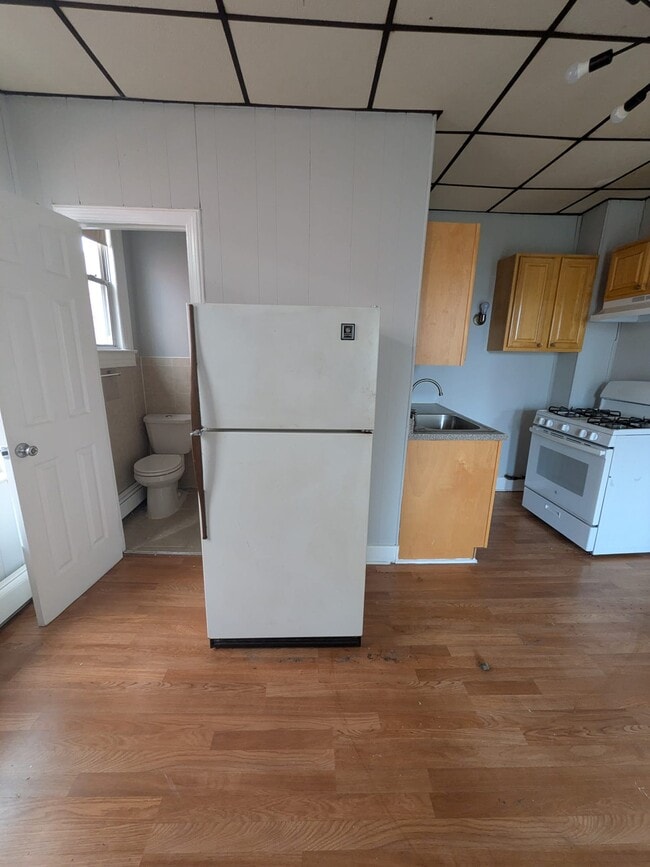 Photo - 187 Avenue E Unit 5
